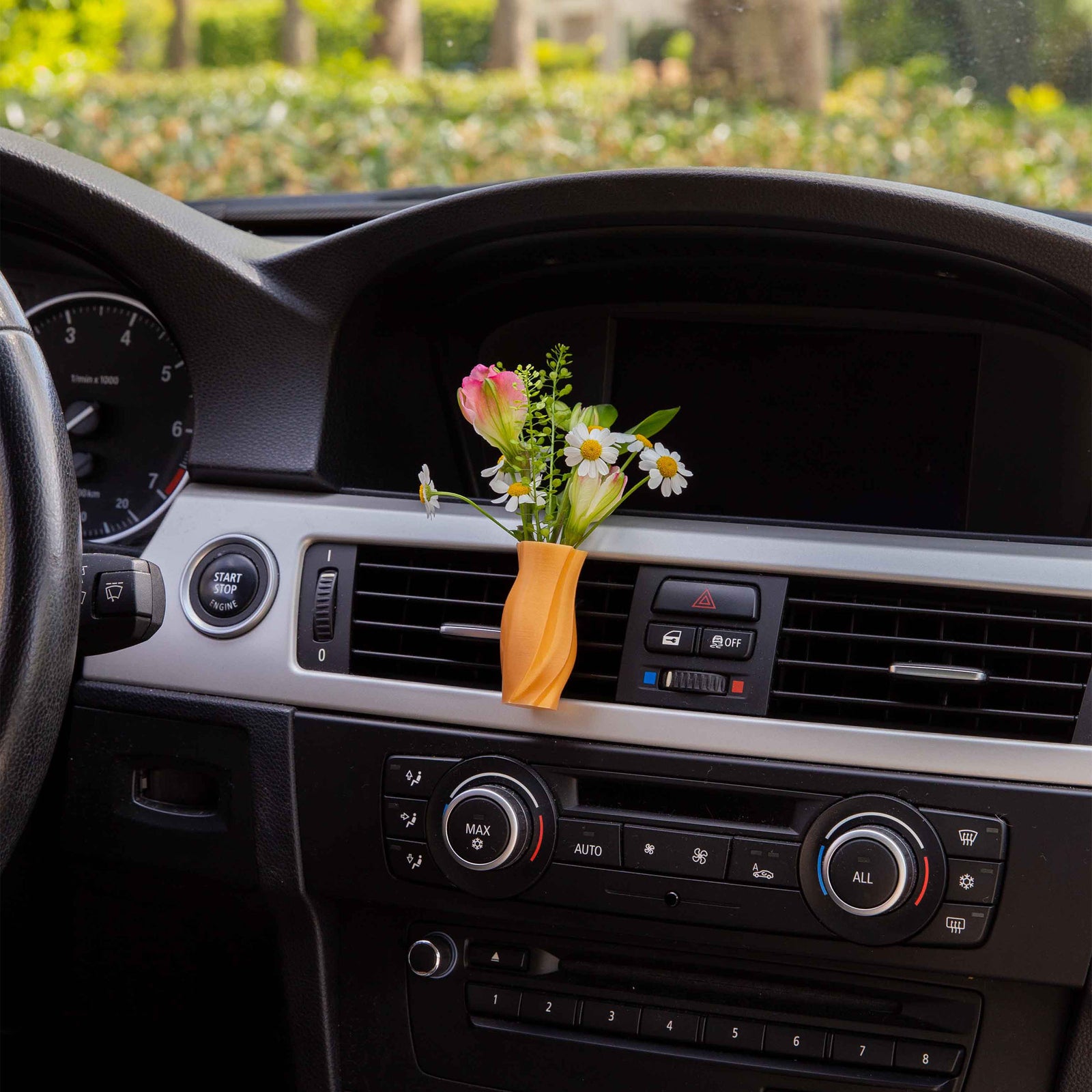 Helios - Cardening Mini Vase Car Accessory