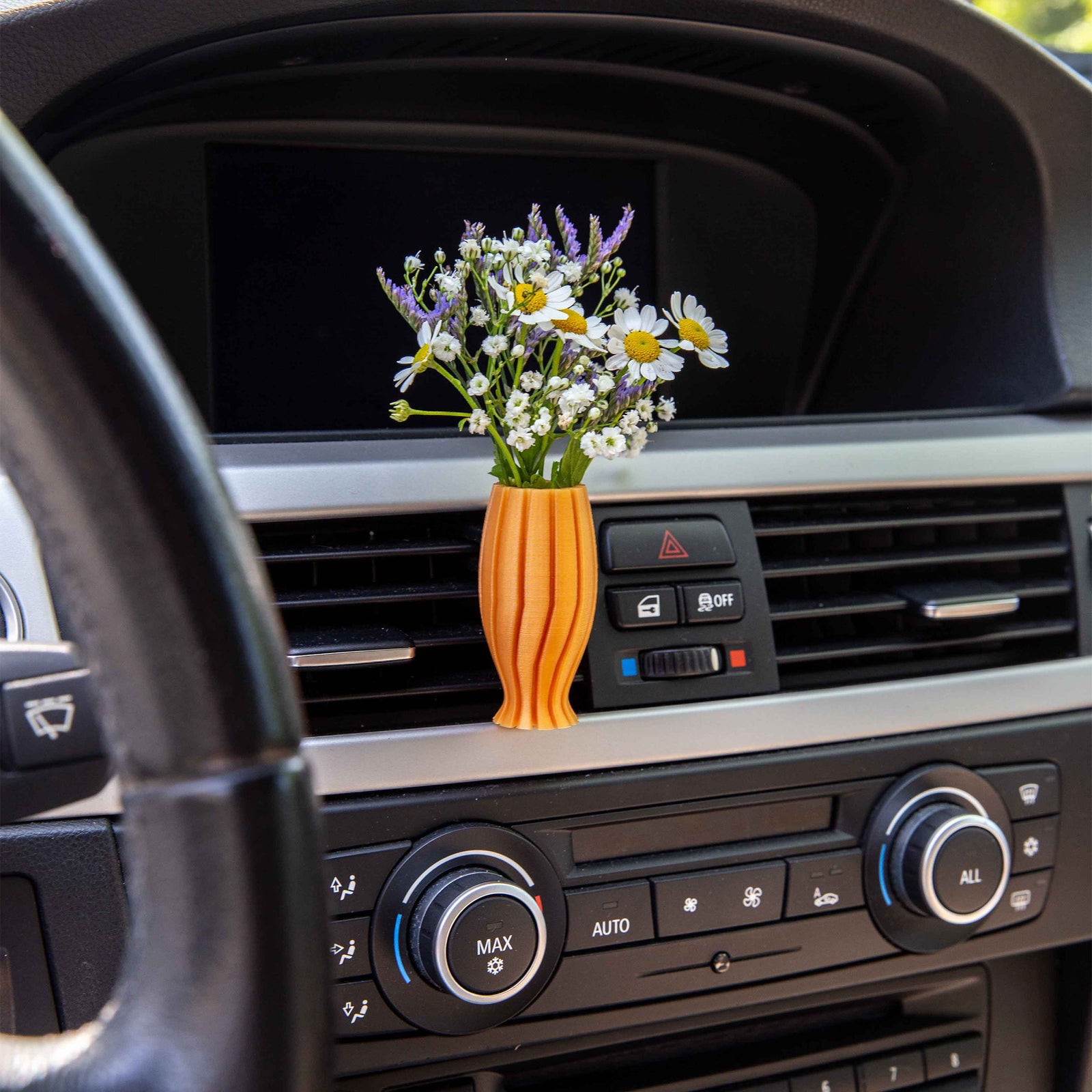 Hoplodamus - Cardening Mini Vase Car Accessory