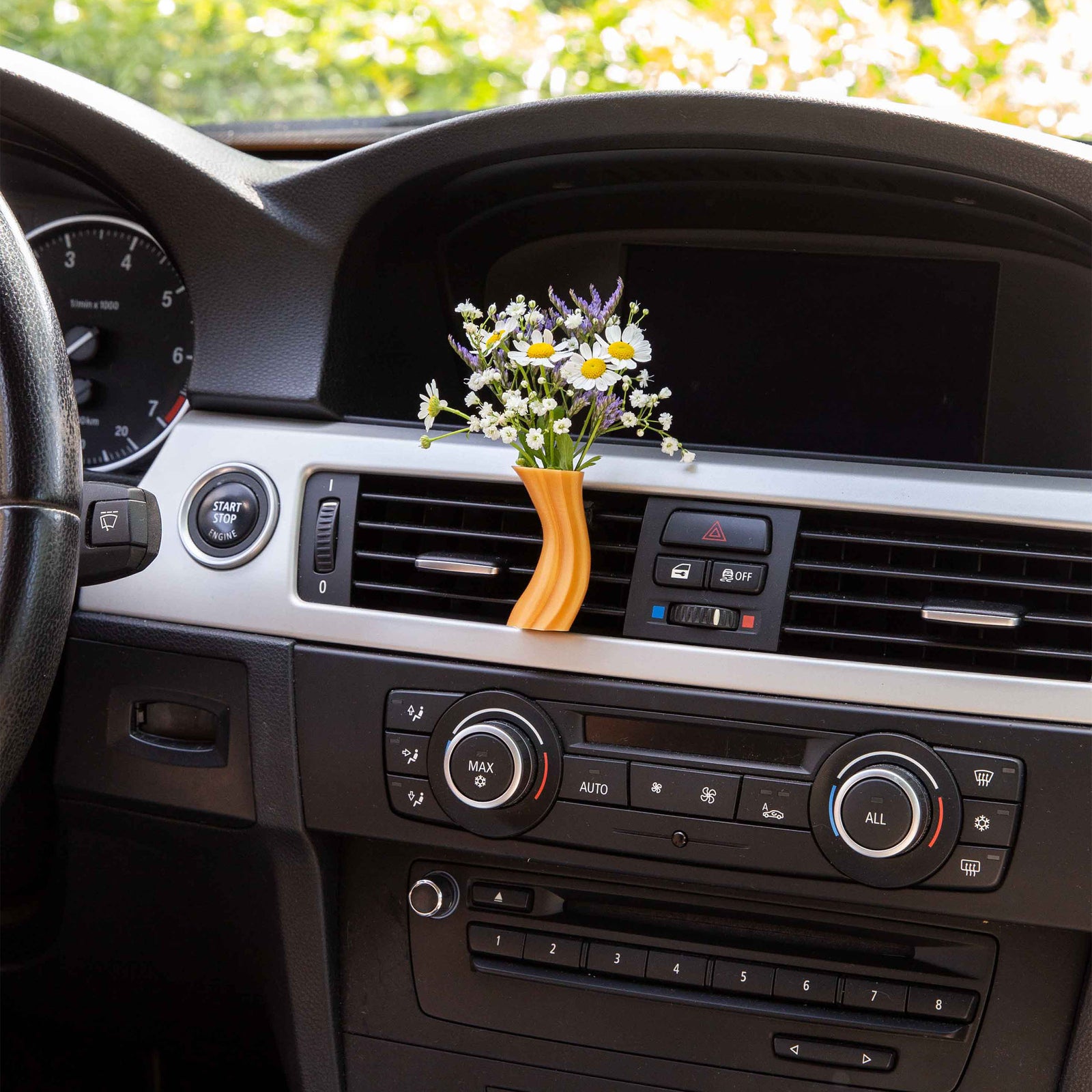 Leuke - Cardening Mini Vase Car Accessory