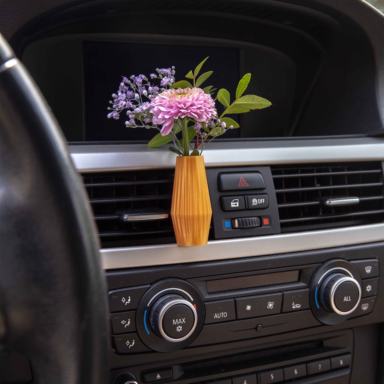 Makaria - Cardening Mini Vase Car Accessory
