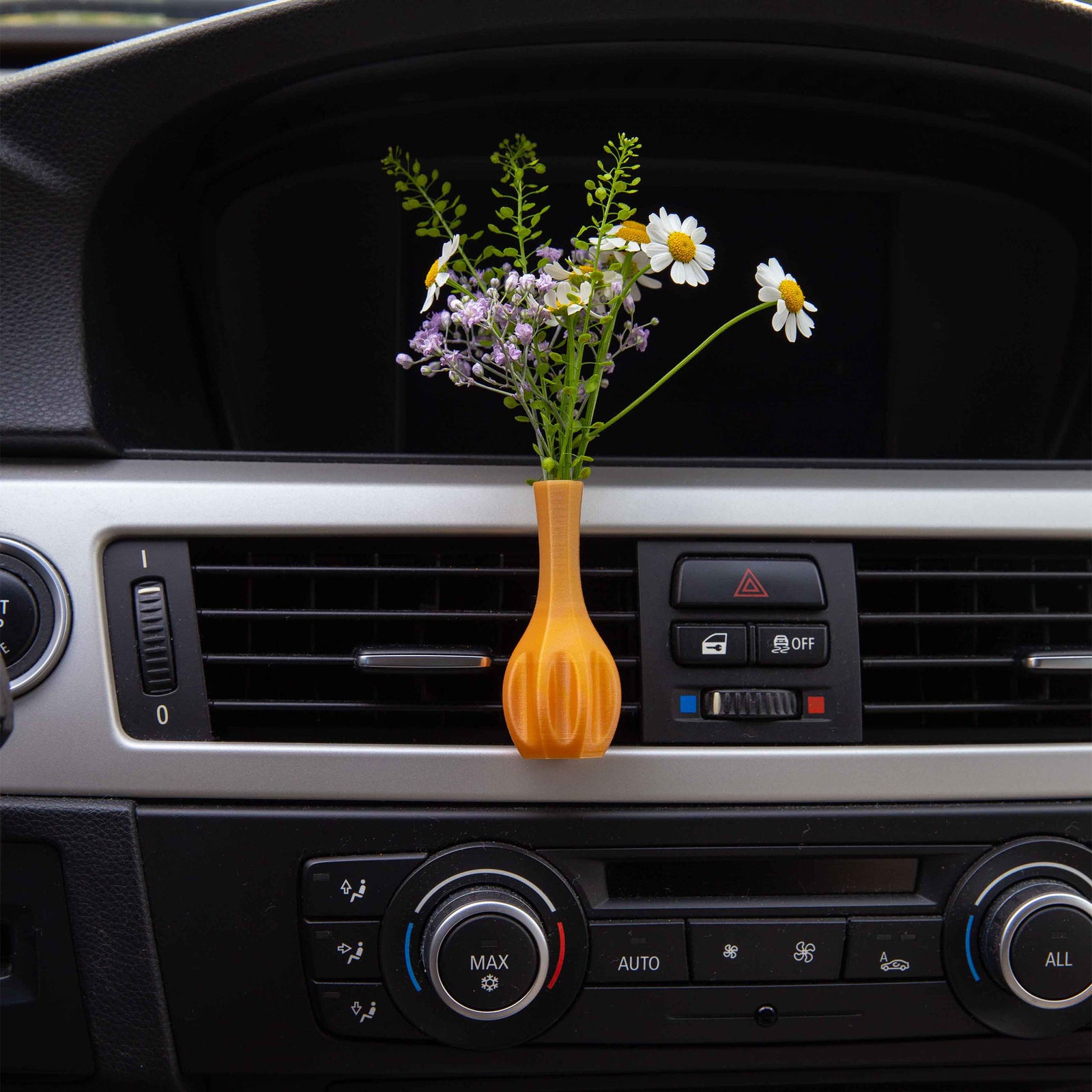 Metis - Cardening Mini Vase Car Accessory