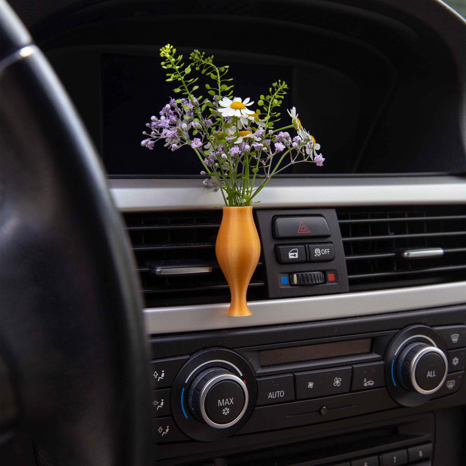 Selene - Cardening Mini Vase Car Accessory