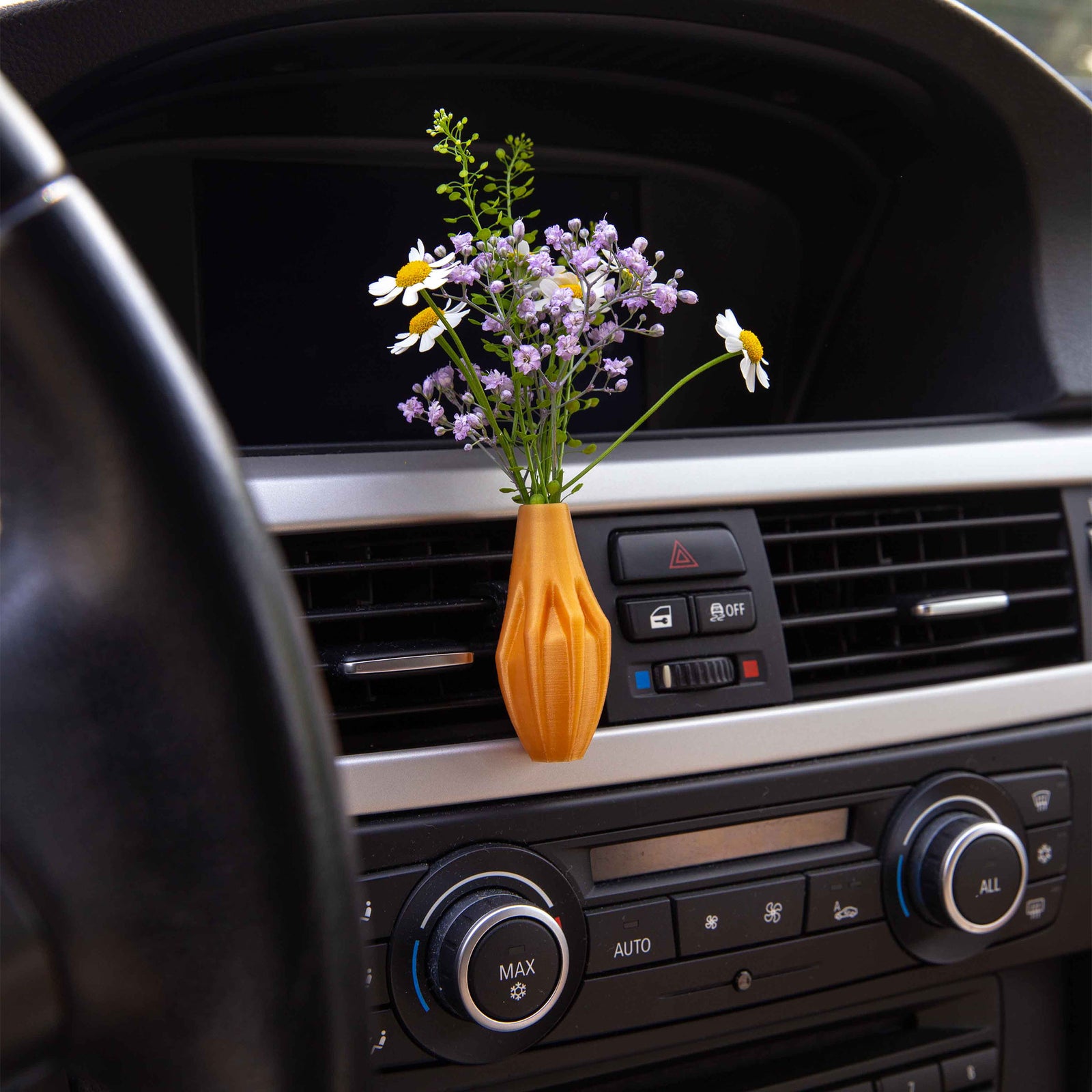 Tartarus - Cardening Mini Vase Car Accessory