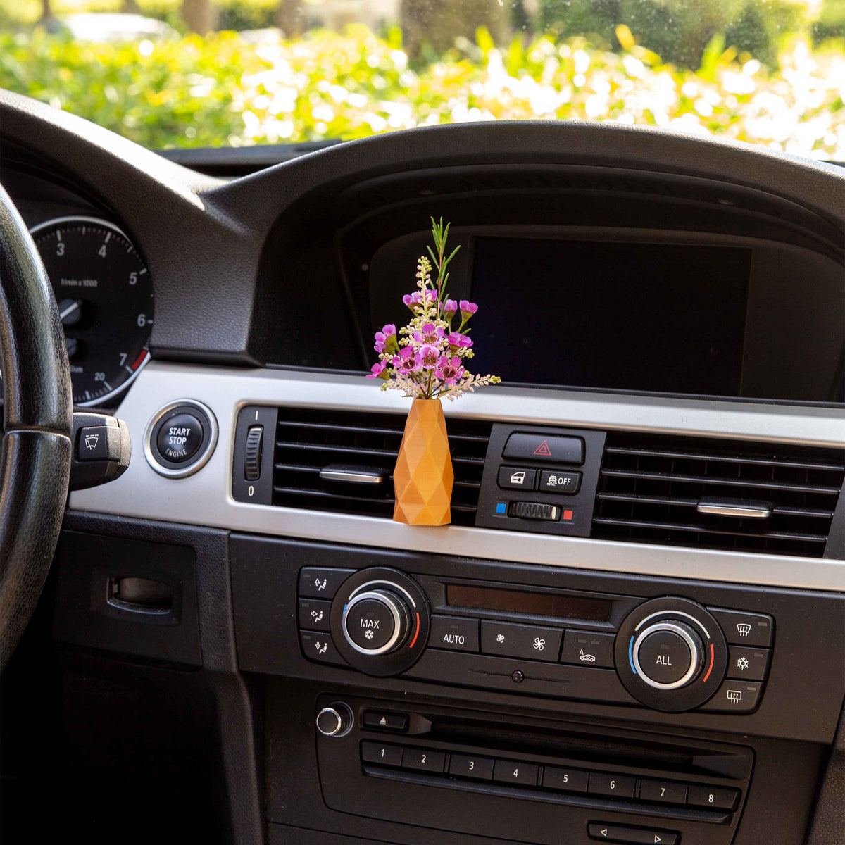 Aether - Cardening Mini Vase Car Accessory