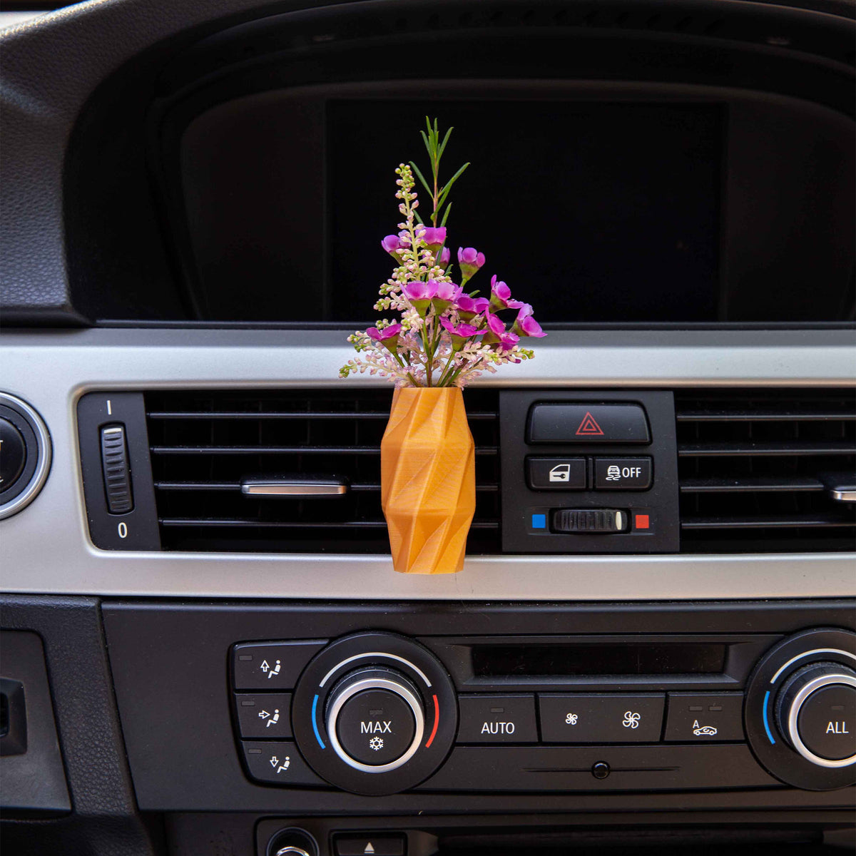 Anchiale - Cardening Mini Vase Car Accessory