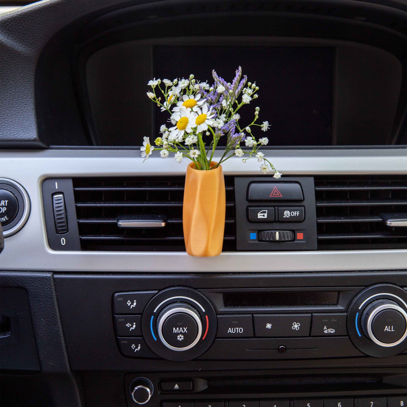 Artemis - Cardening Mini Vase Car Accessory