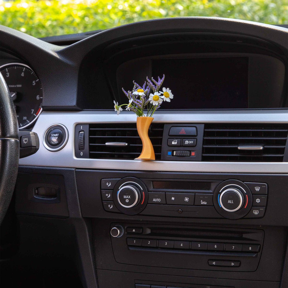 Aura - Cardening Mini Vase Car Accessory