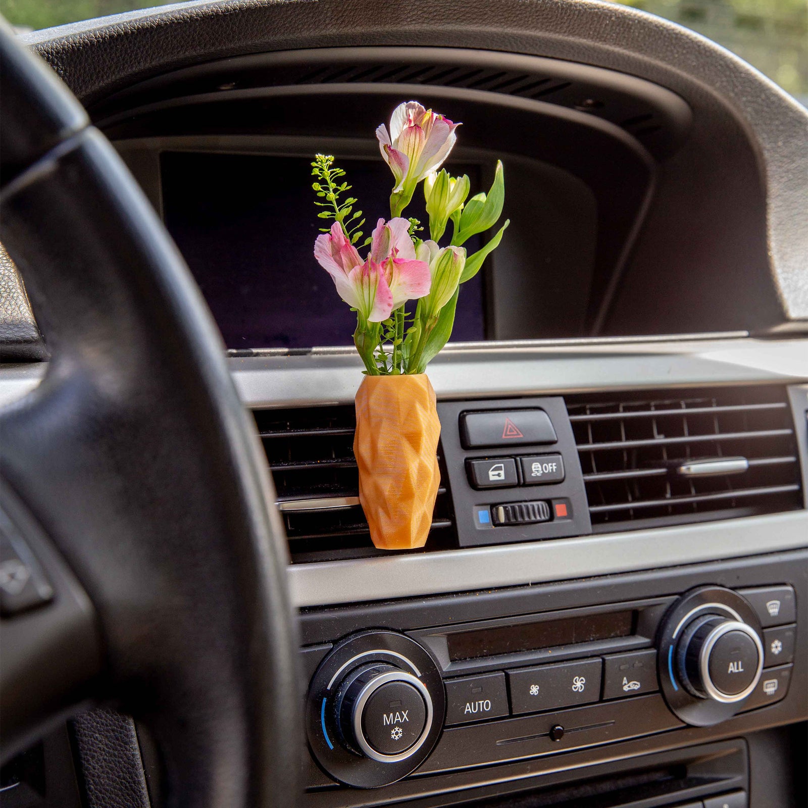 Clymene - Cardening Mini Vase Car Accessory