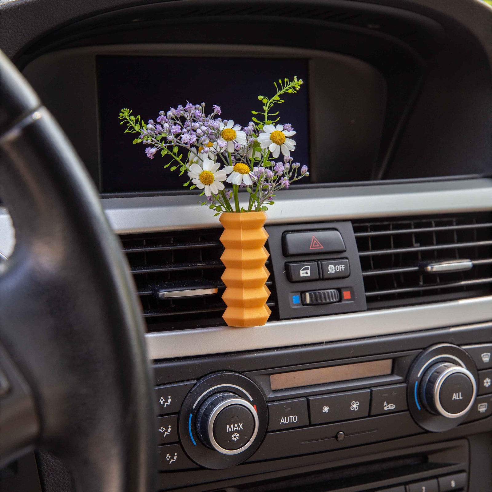 Daeira - Cardening Mini Vase Car Accessory