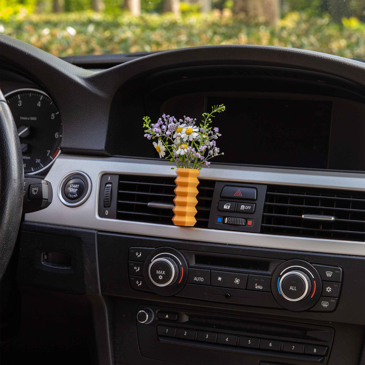 Daeira - Cardening Mini Vase Car Accessory