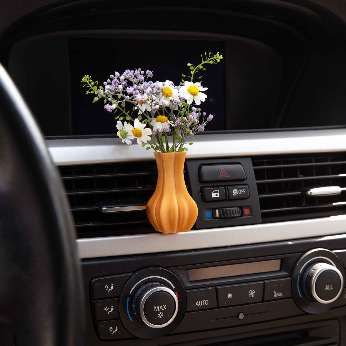 Demeter - Cardening Mini Vase Car Accessory