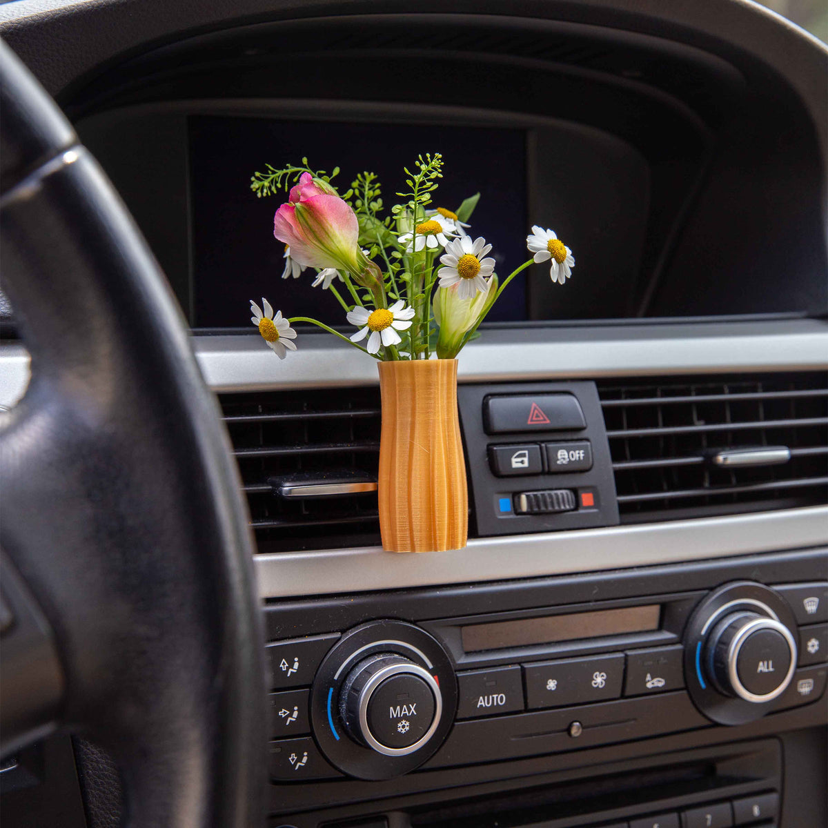 Eurynome - Cardening Mini Vase Car Accessory
