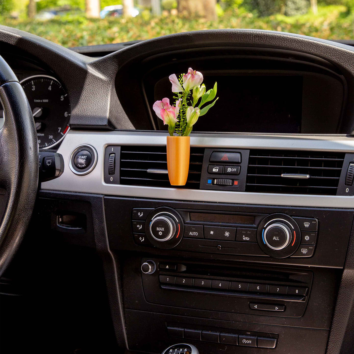 Kouretes - Cardening Mini Vase Car Accessory