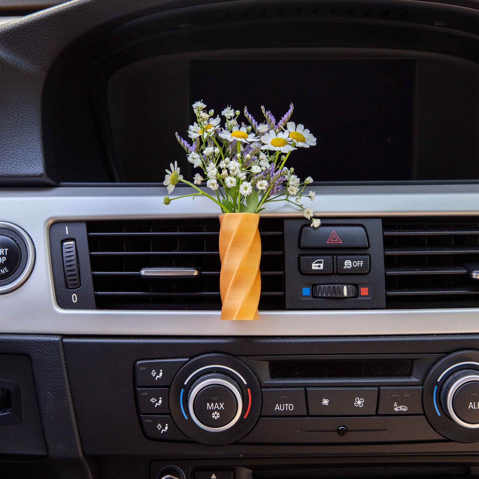Iapetos - Cardening Mini Vase Car Accessory