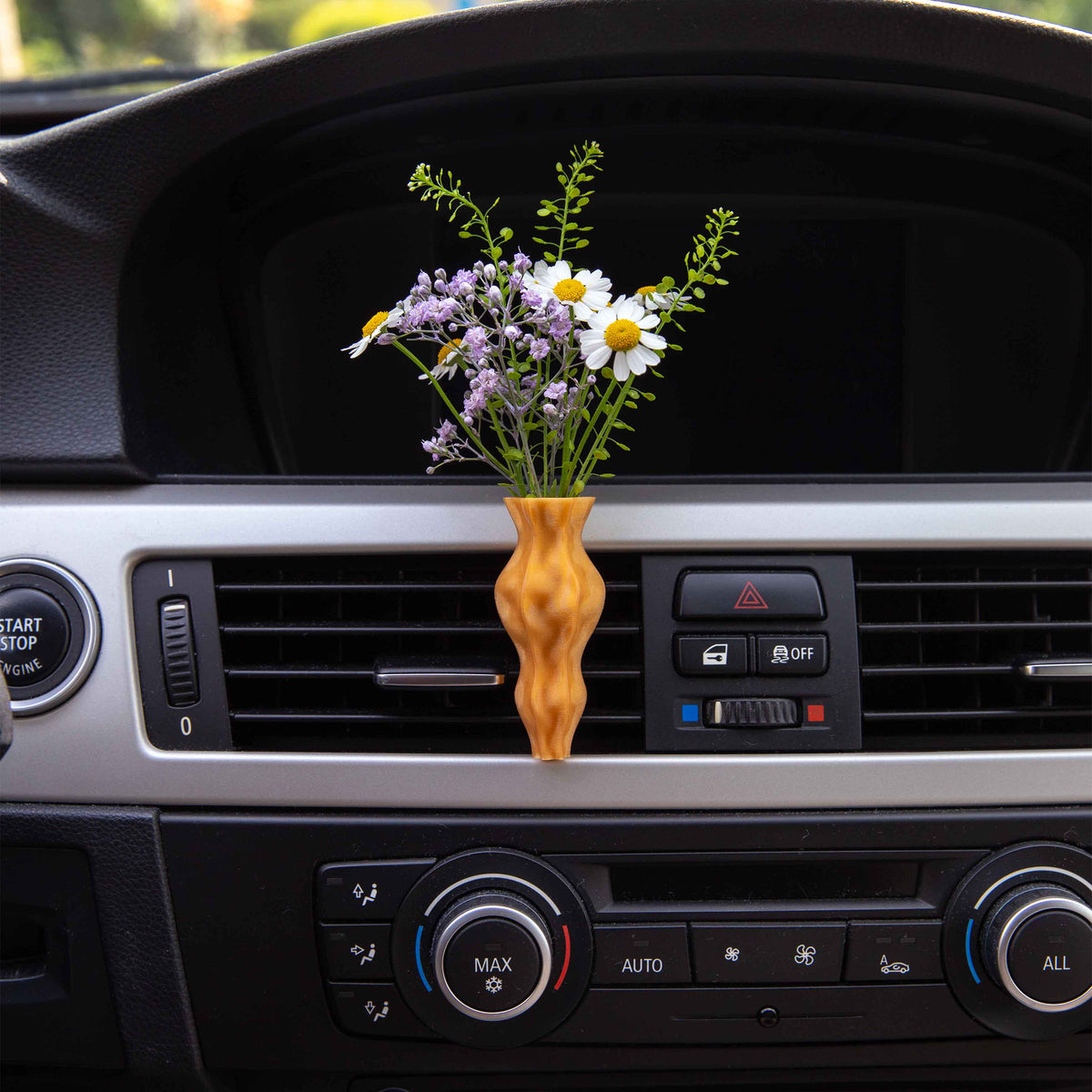 Phoibe - Cardening Mini Vase Car Accessory