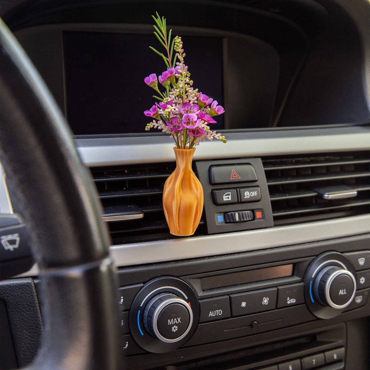 Phorkys - Cardening Mini Vase Car Accessory
