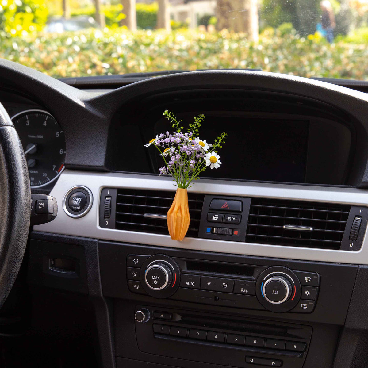 Tartarus - Cardening Mini Vase Car Accessory