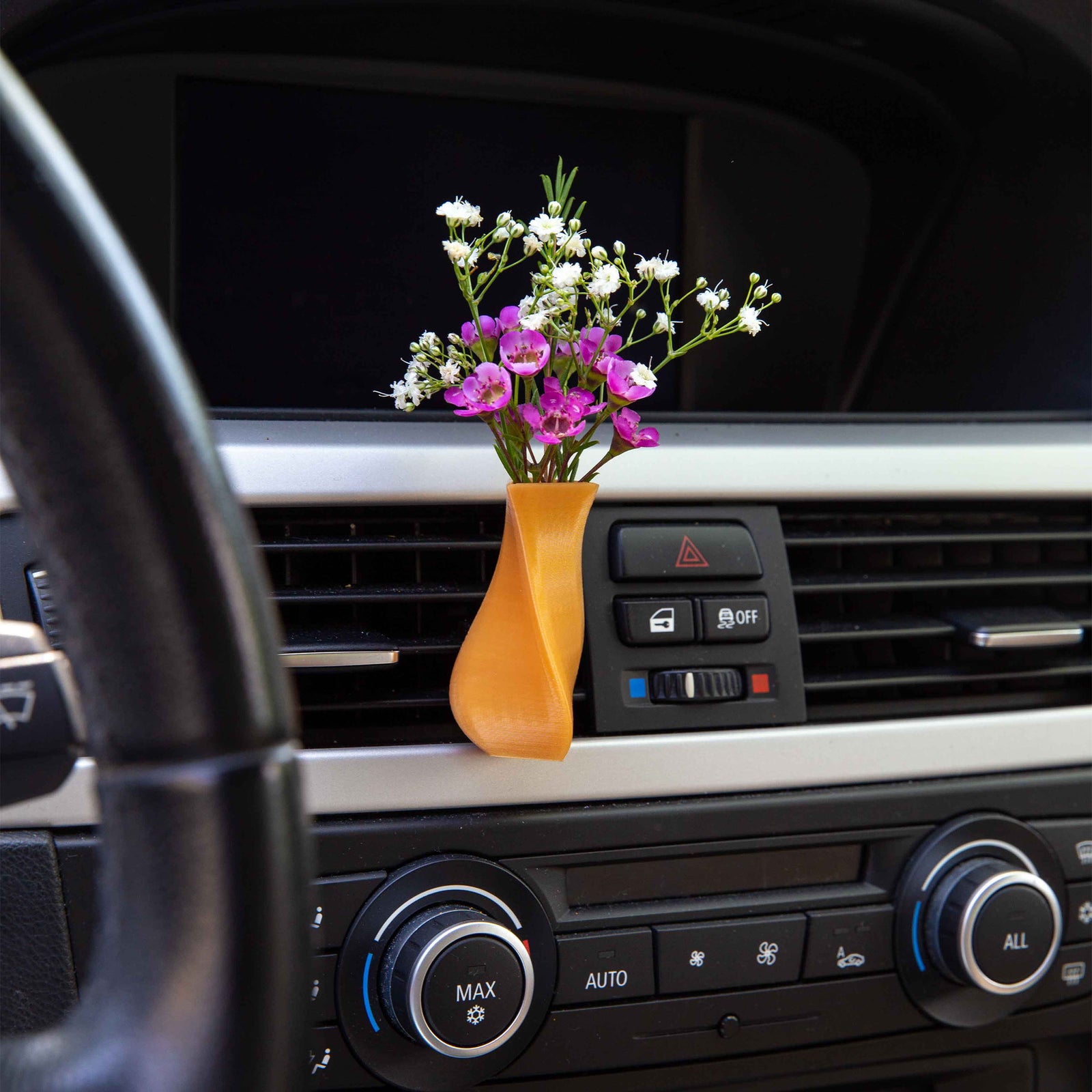Tethys - Cardening Mini Vase Car Accessory