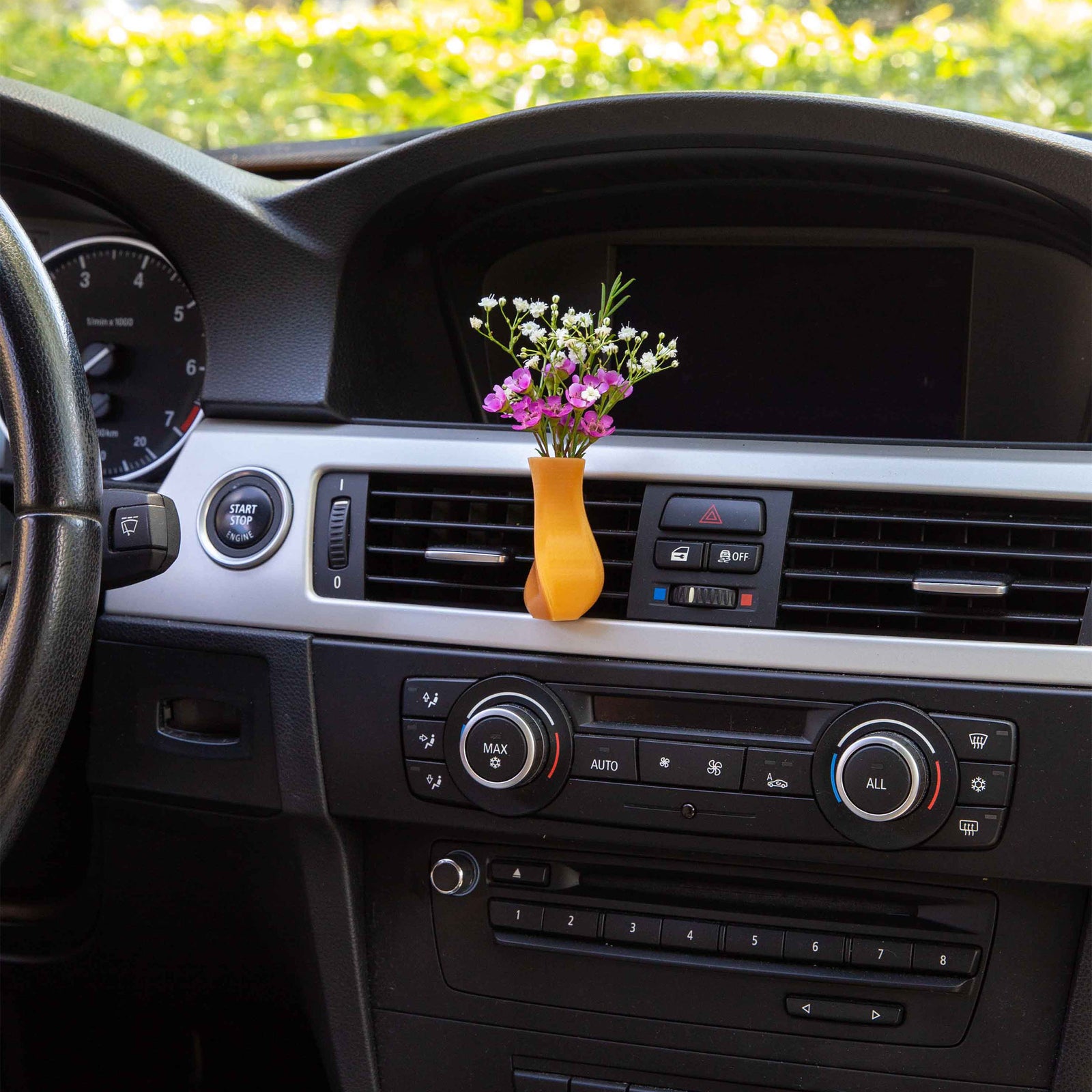 Tethys - Cardening Mini Vase Car Accessory