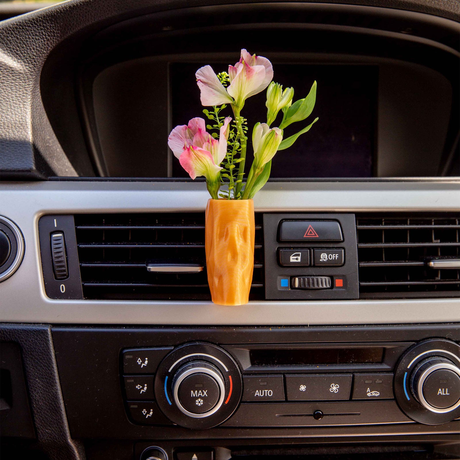 Thanatos - Cardening Mini Vase Car Accessory