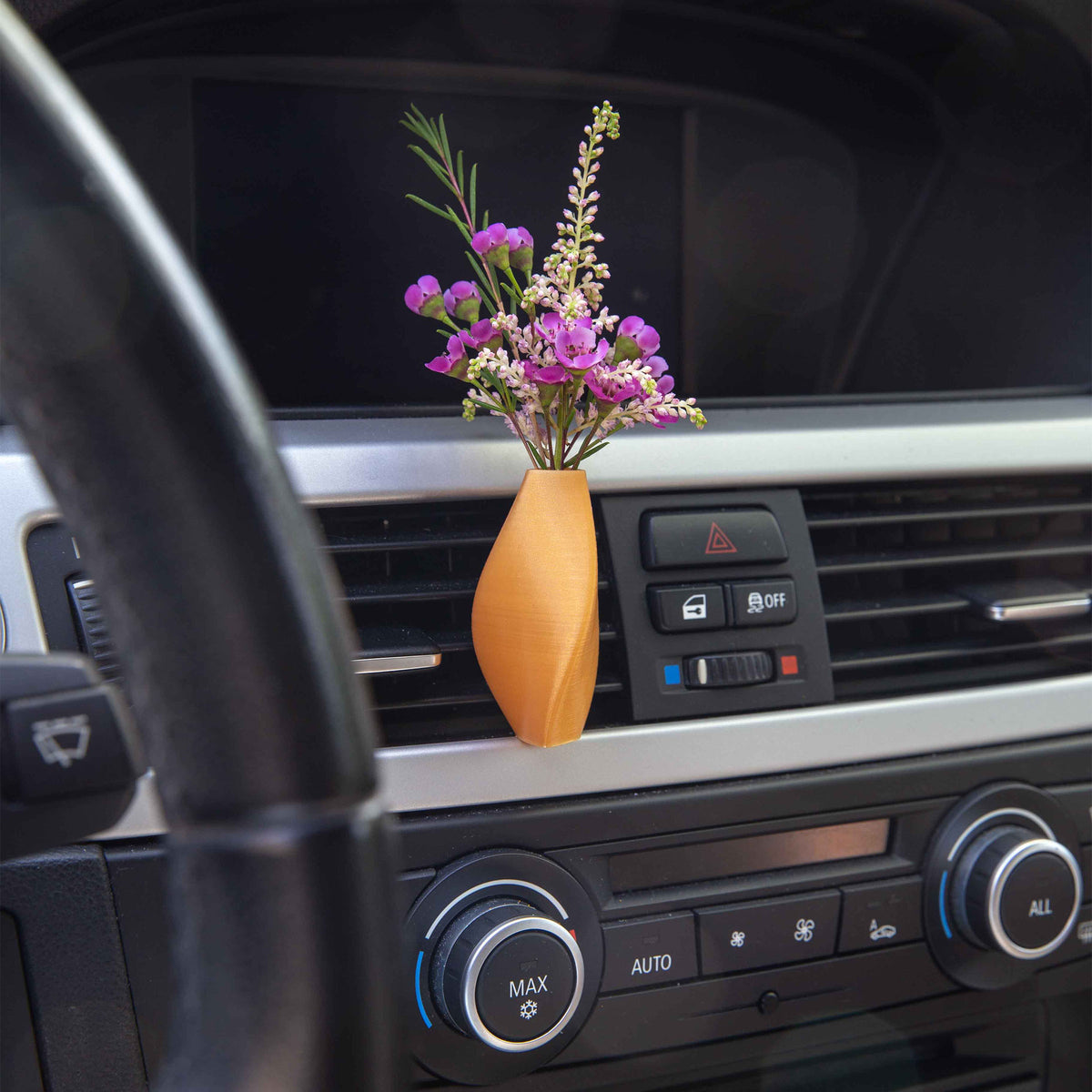 Theia - Cardening Mini Vase Car Accessory